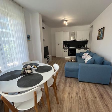 Azzurro premium apartment Burgas Esterno foto