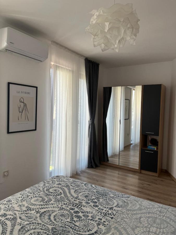 Azzurro premium apartment Burgas Esterno foto