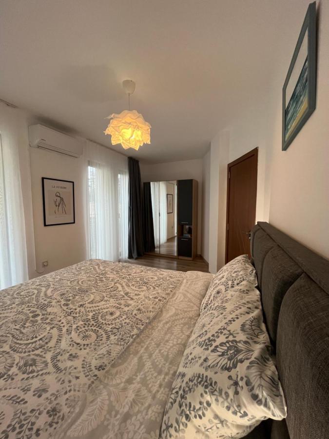 Azzurro premium apartment Burgas Esterno foto
