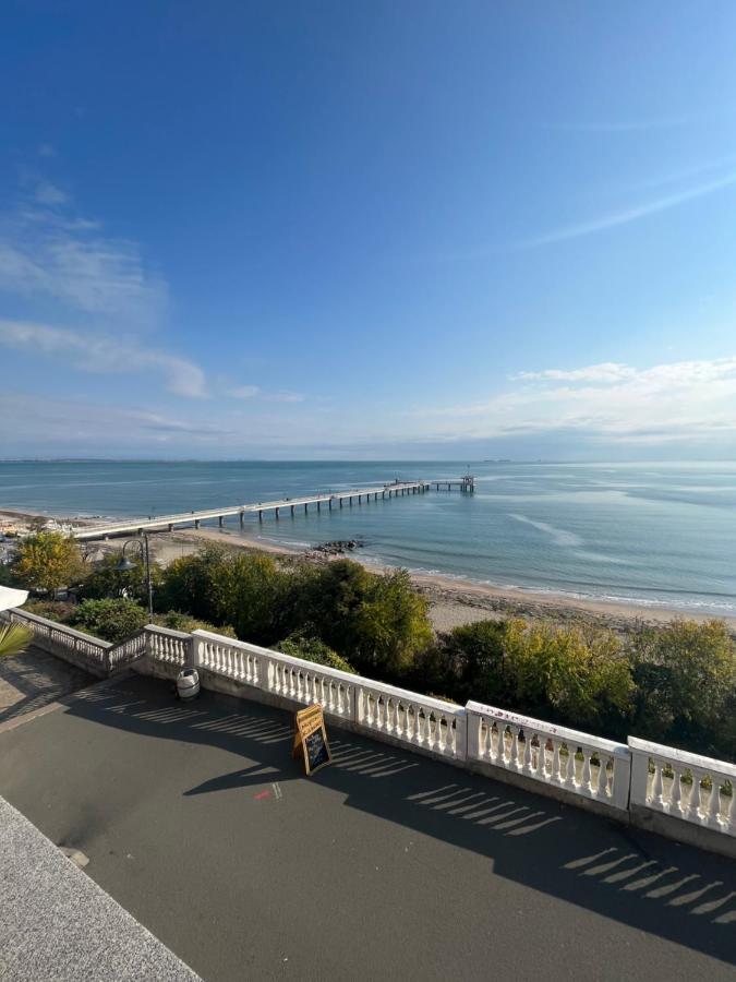 Azzurro premium apartment Burgas Esterno foto