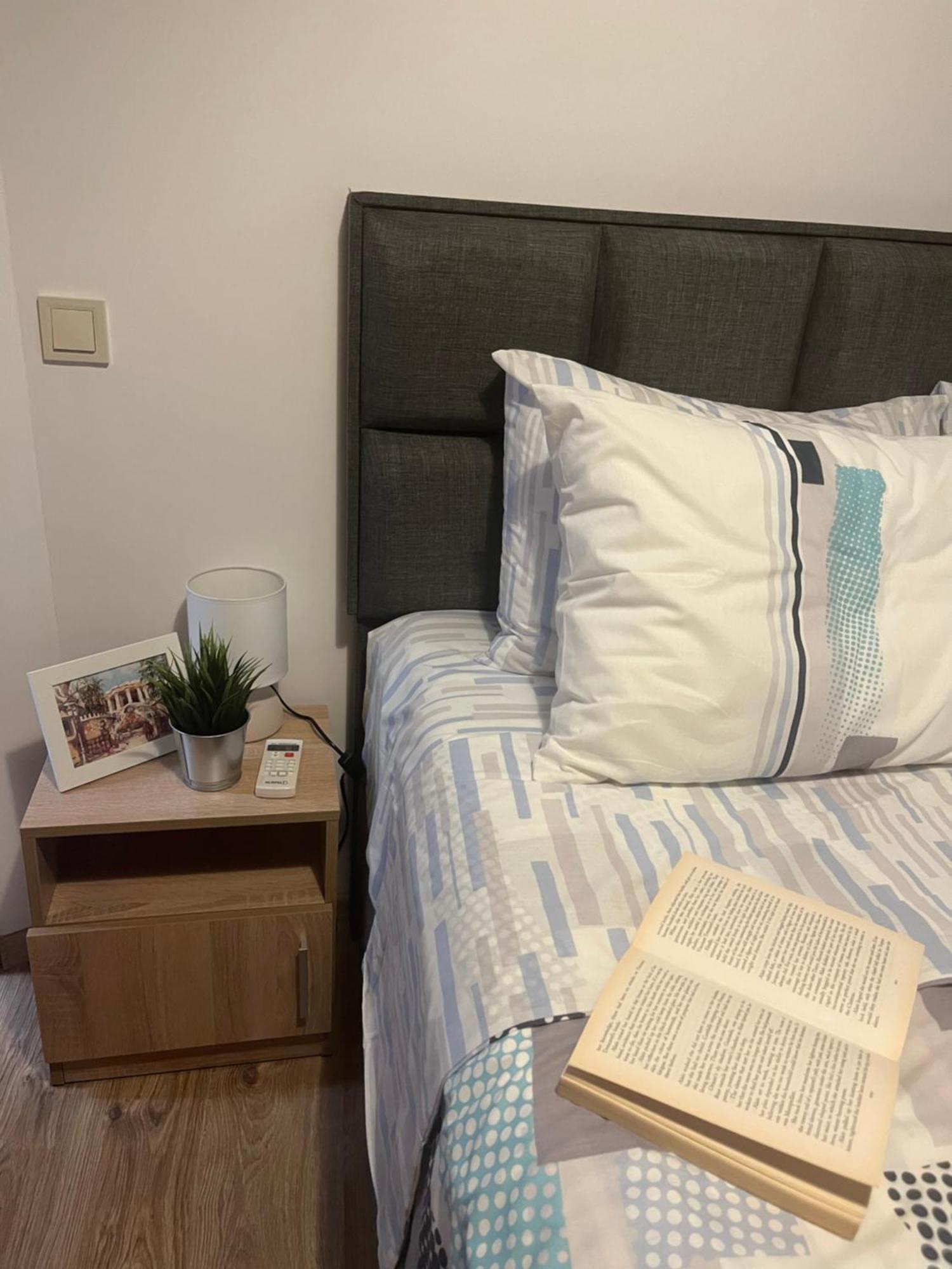 Azzurro premium apartment Burgas Esterno foto