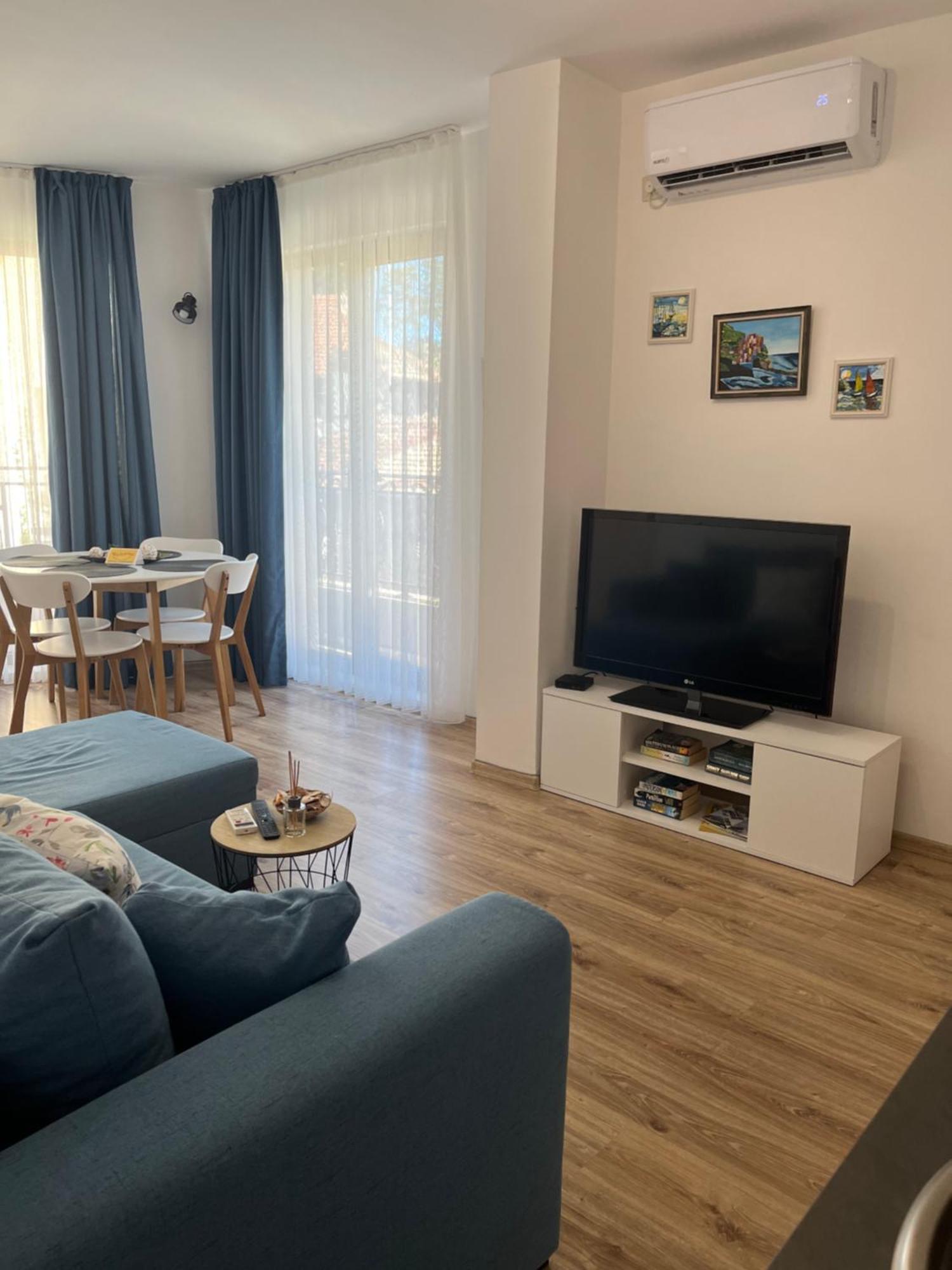 Azzurro premium apartment Burgas Esterno foto